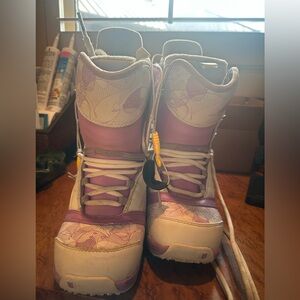 Women's Burton snowboarding boots